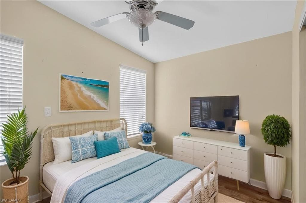 43 Emily LN-9