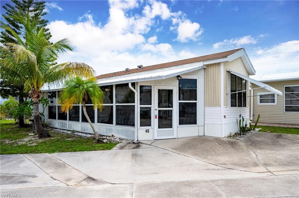 45 Shifting Sands AVE-17