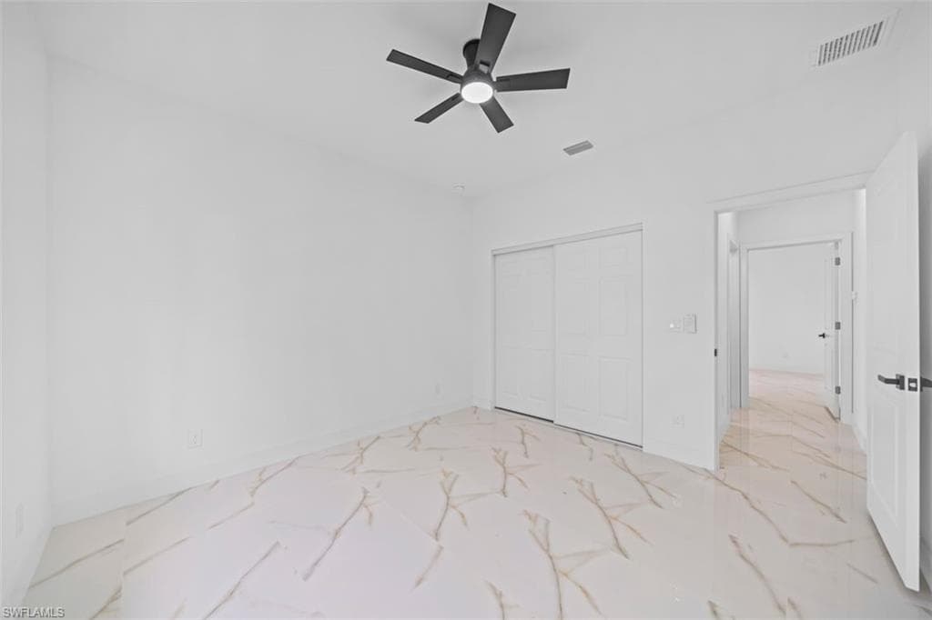 1110 Rush AVE-30