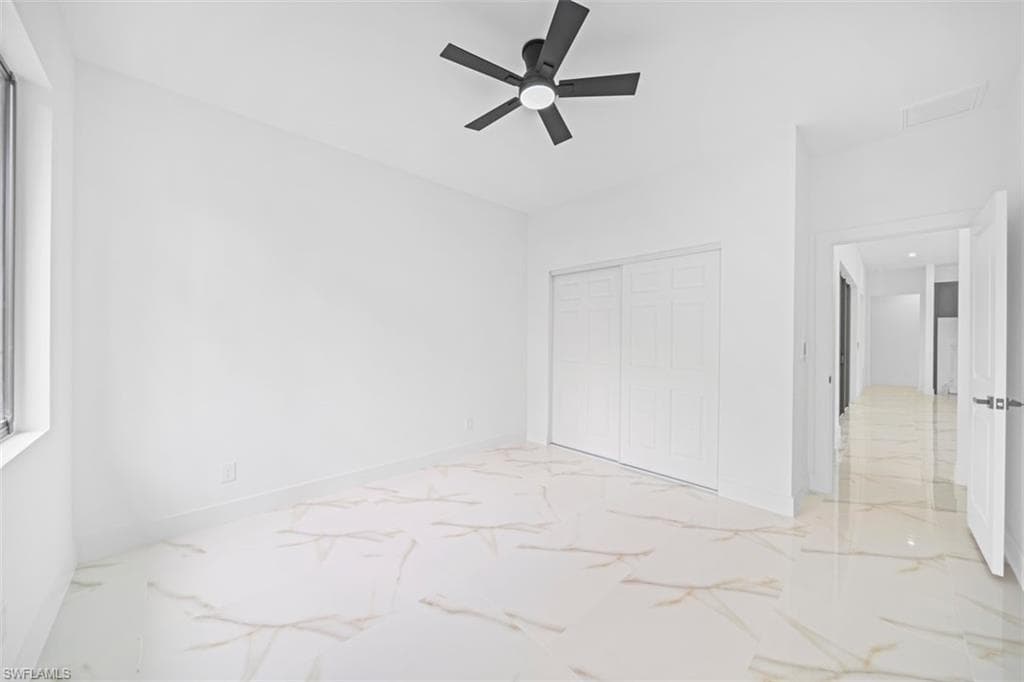 1110 Rush AVE-19