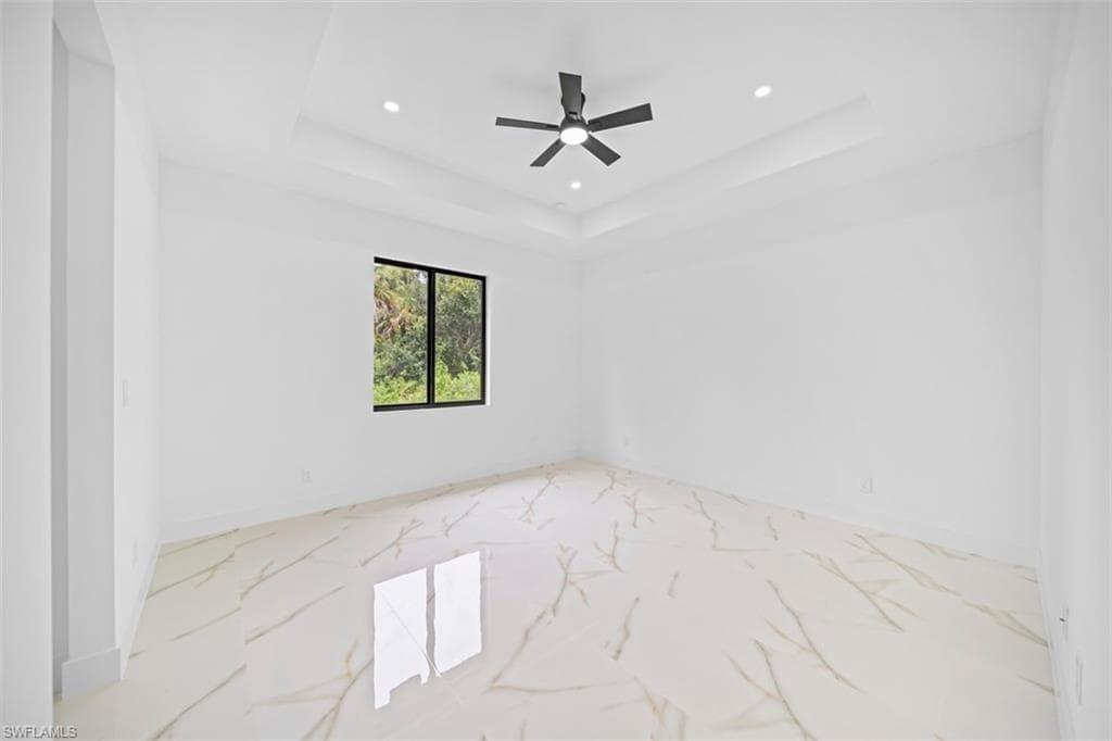 1110 Rush AVE-21