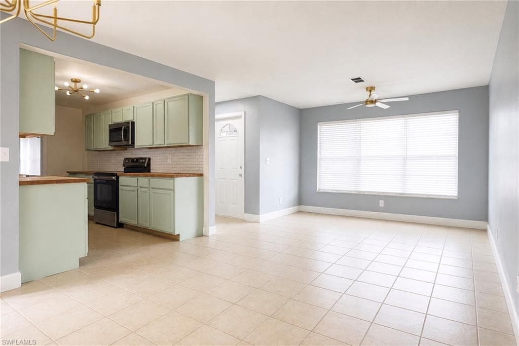 1634 Newport CT-6