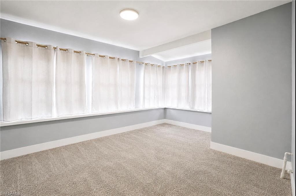 1634 Newport CT-9