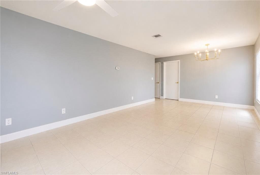 1634 Newport CT-8