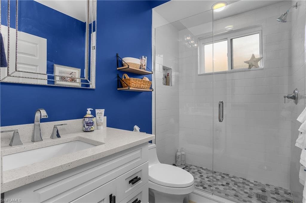 6099 Fairway CT-27