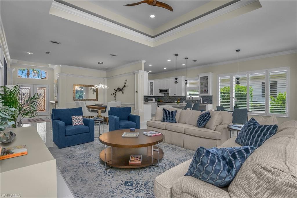 6099 Fairway CT-11