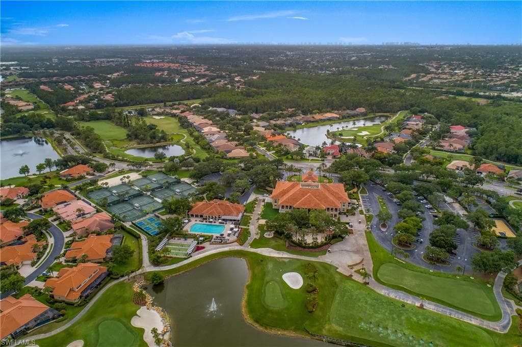 6099 Fairway CT-40