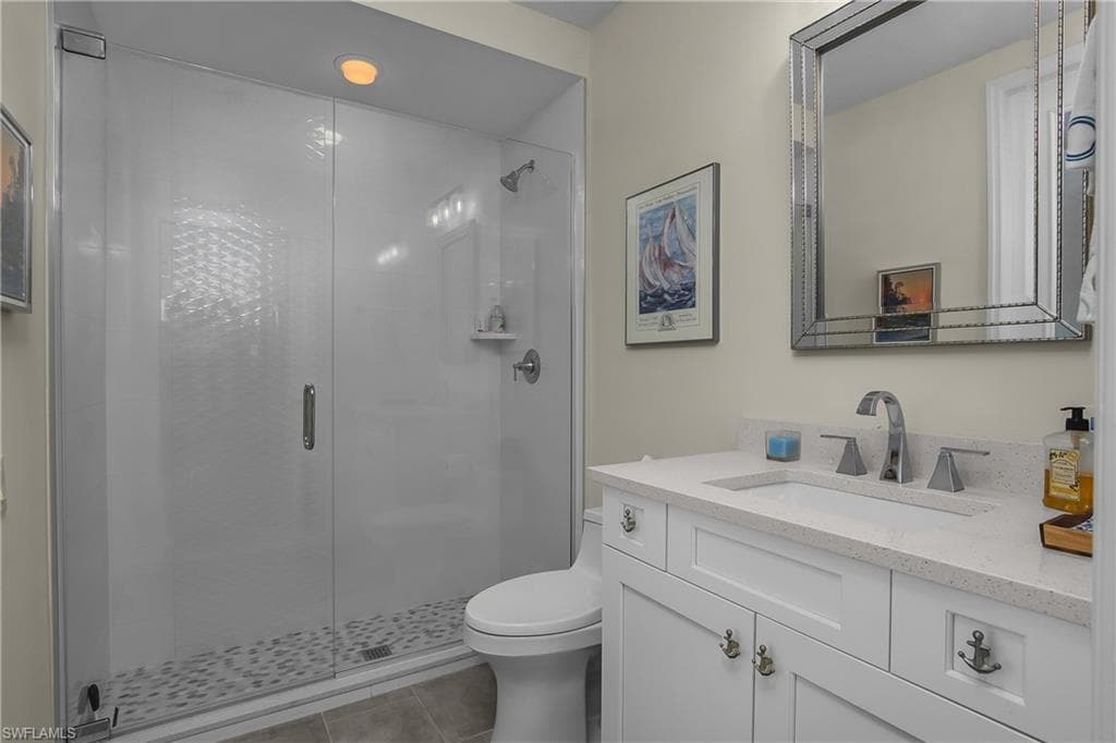 6099 Fairway CT-25