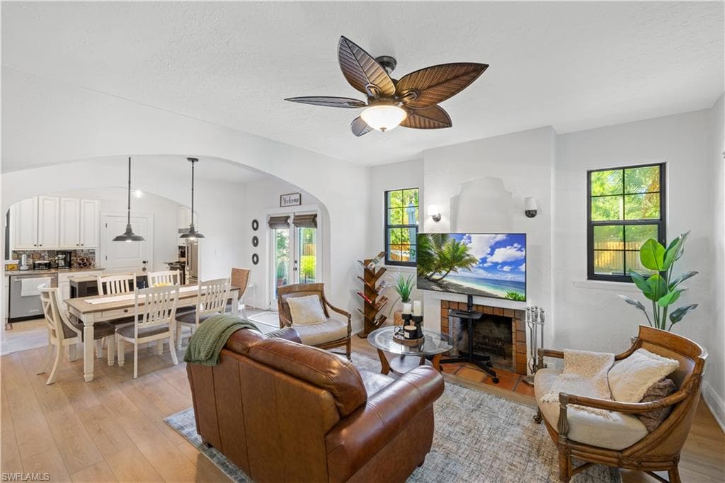 2408 Euclid AVE-16