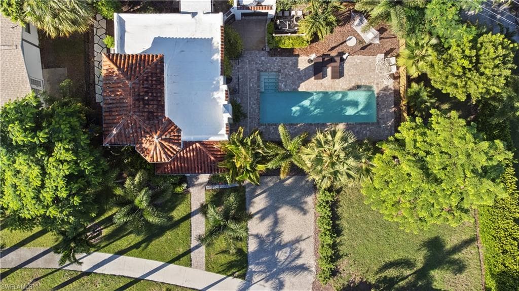 2408 Euclid AVE-24