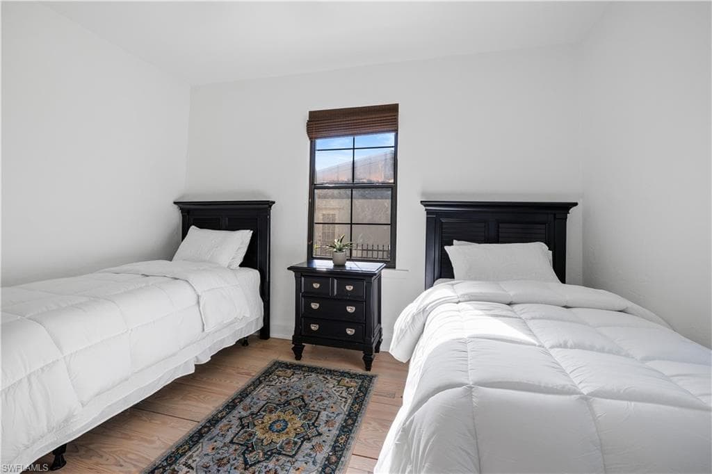 2408 Euclid AVE-15