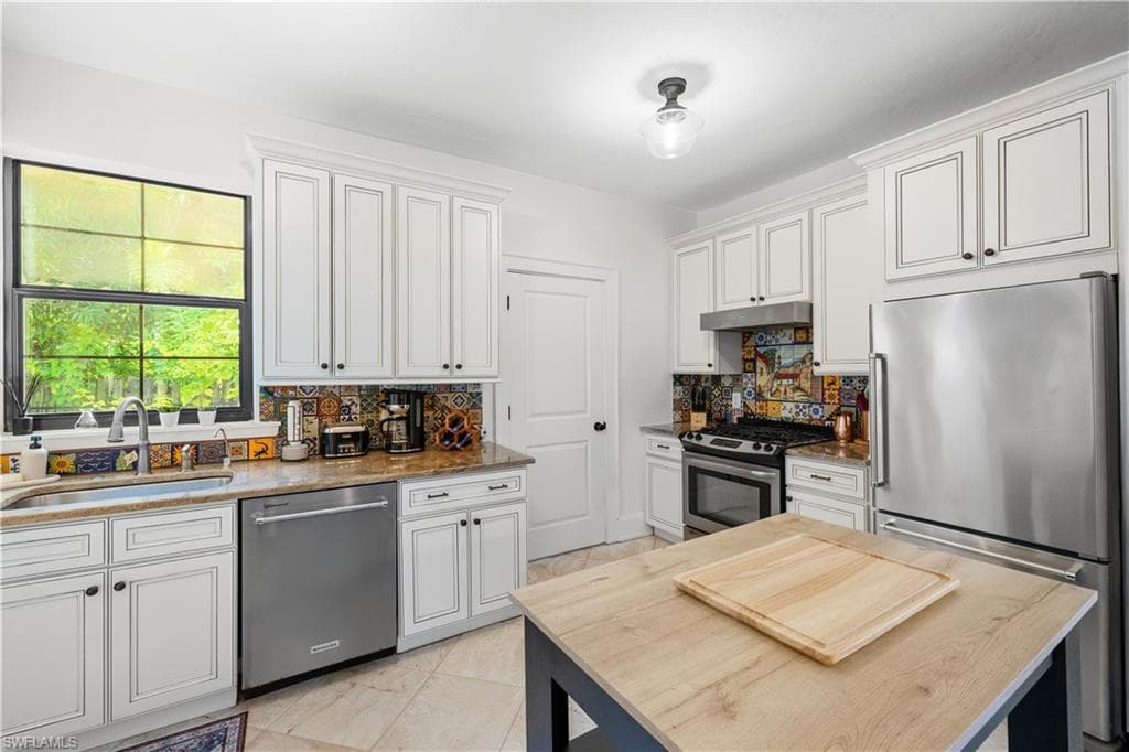 2408 Euclid AVE-8