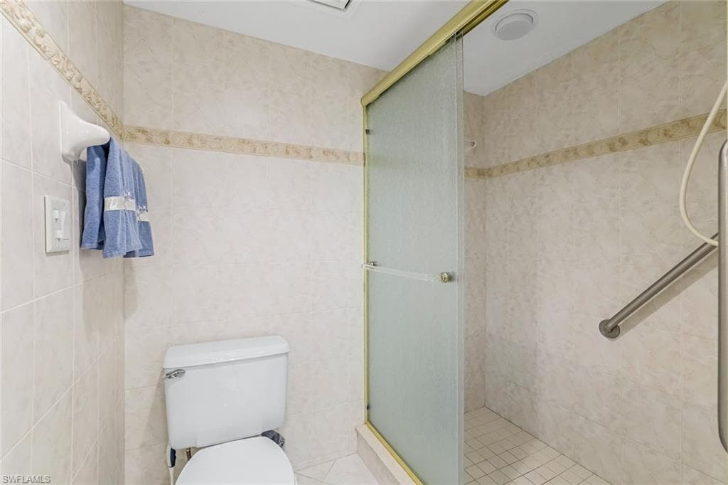 26225 Hickory BLVD 10C-17