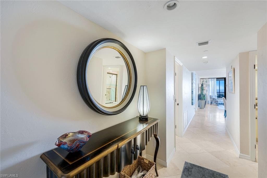 26235 Hickory BLVD 7C-4
