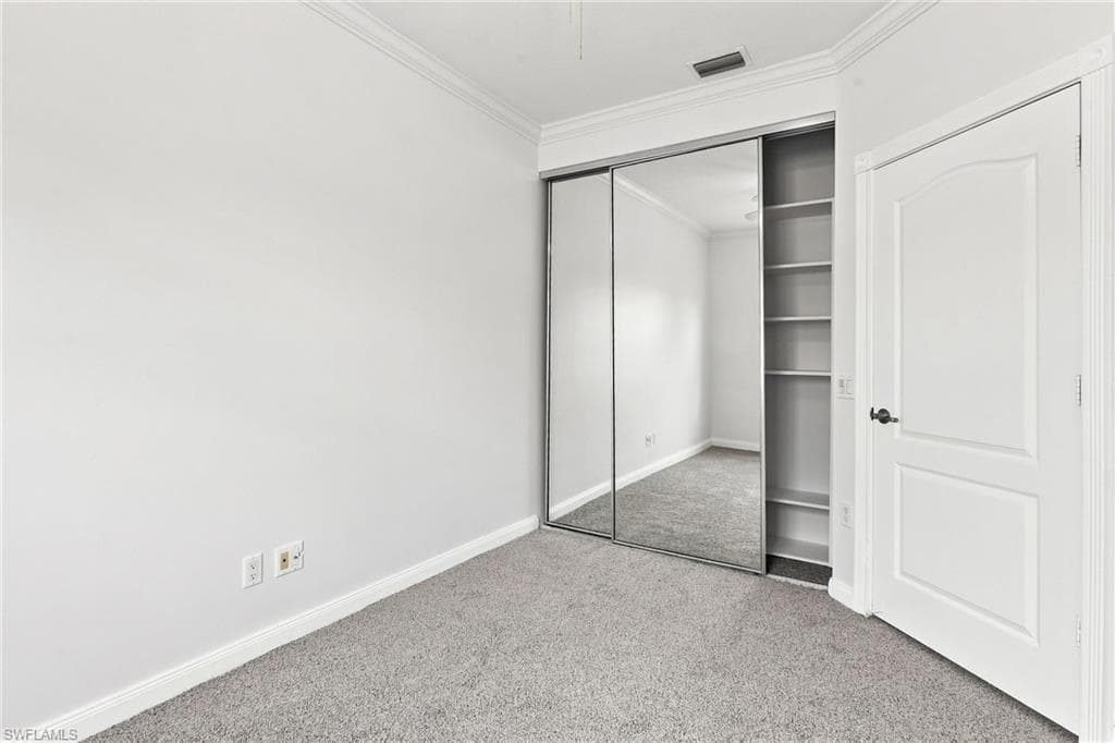 3564 Islandwalk CIR-23