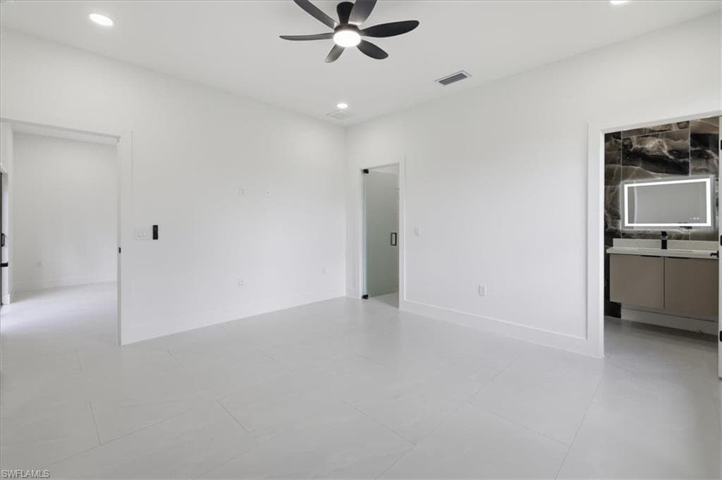 1151 Rachel ST E-26
