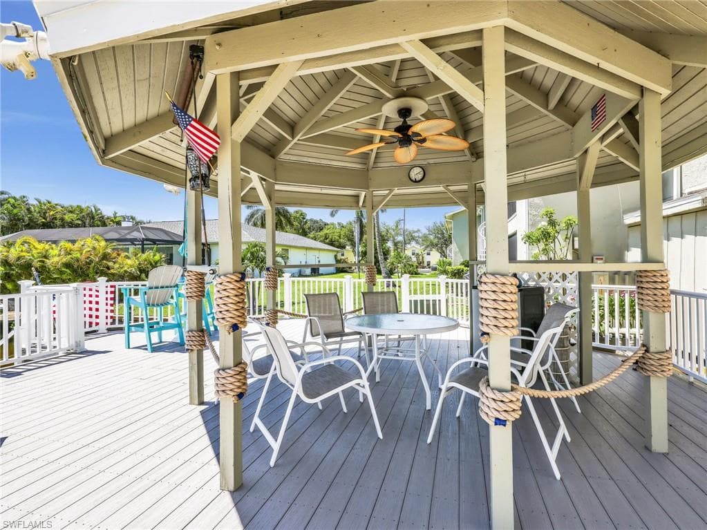 4708 SW 8th PL 205-17