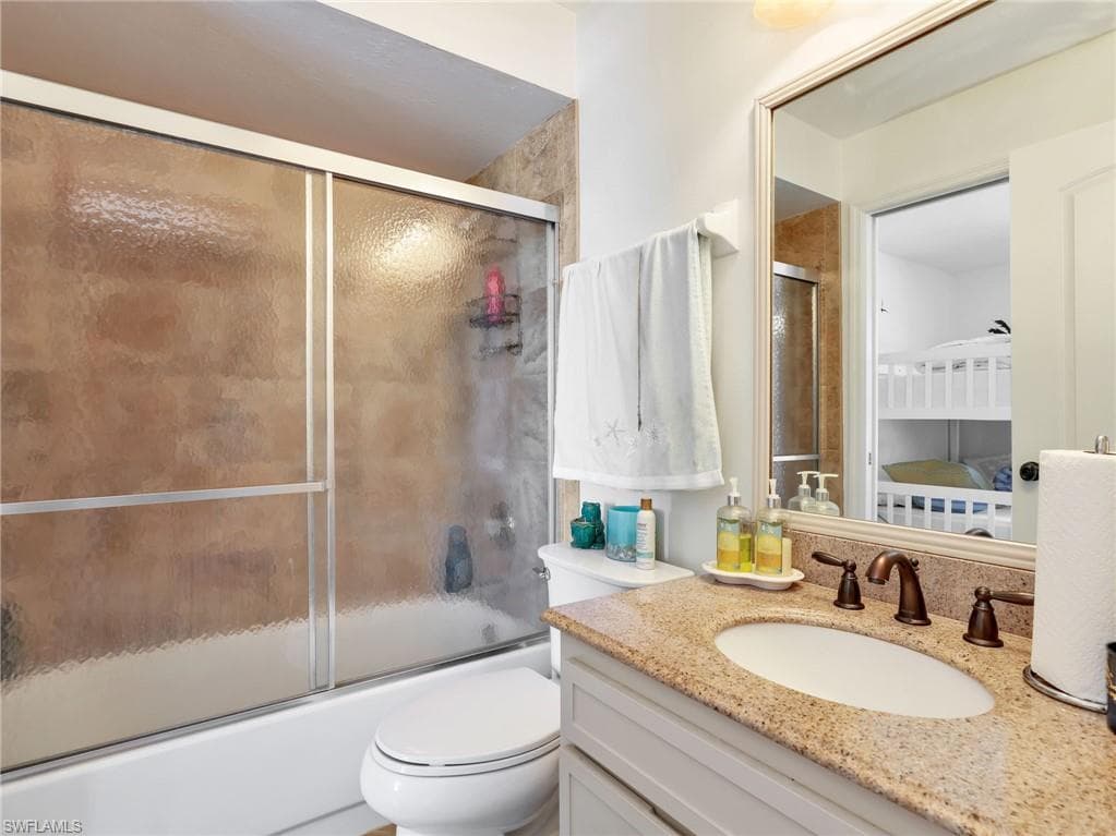 4708 SW 8th PL 205-12