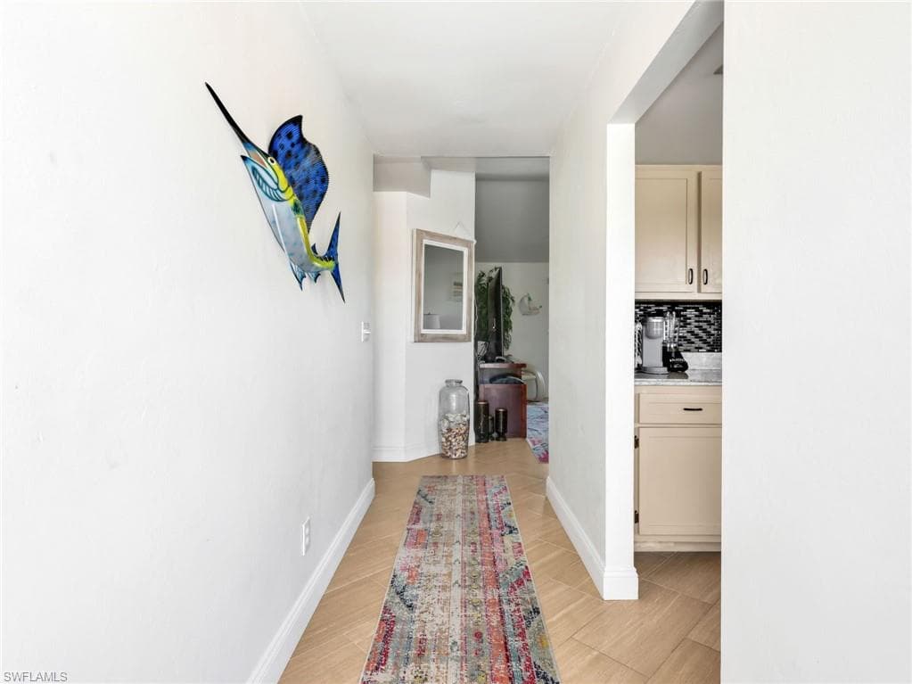 4708 SW 8th PL 205-10