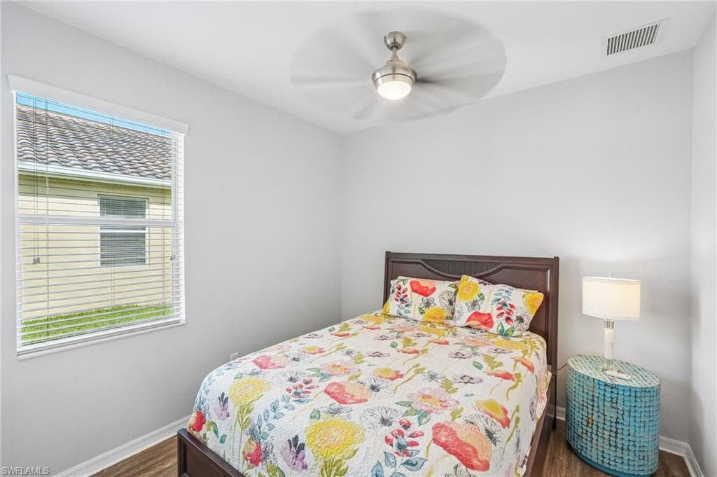 2536 Laurentina LN-13