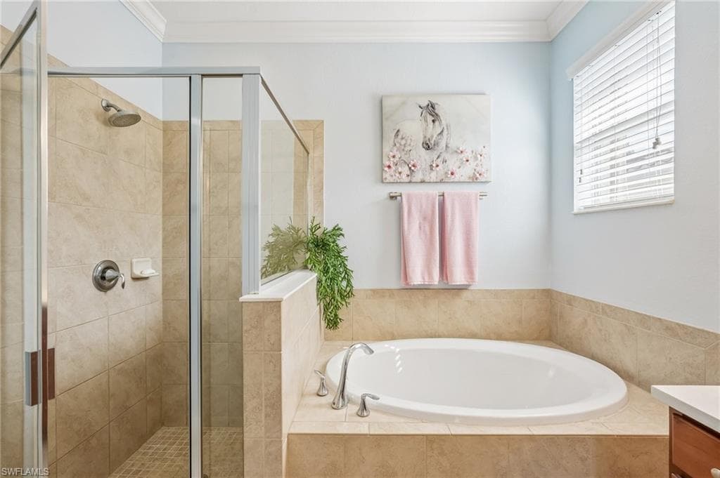 2536 Laurentina LN-12