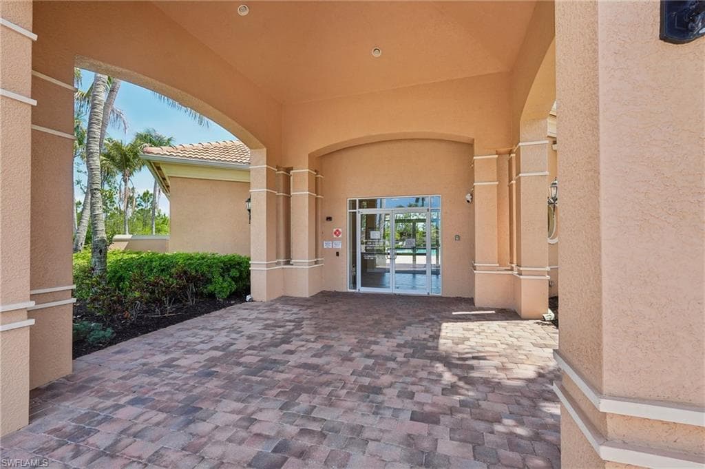 2536 Laurentina LN-24