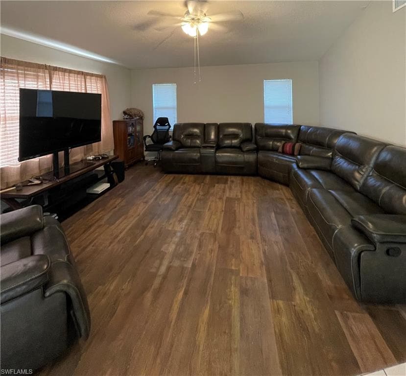 1501 Senior CT-6