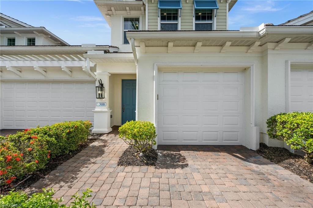 2344 Sheen LN 308-3