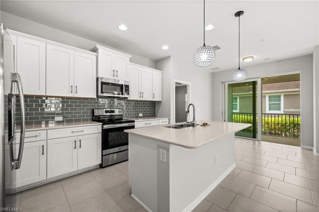 2344 Sheen LN 308-18