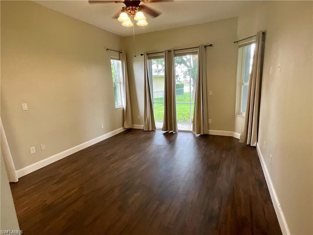 701 Meyer DR-6