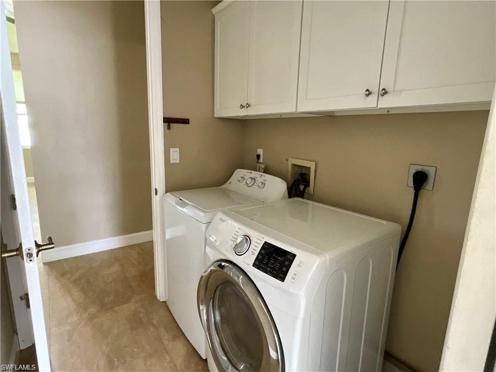 701 Meyer DR-13