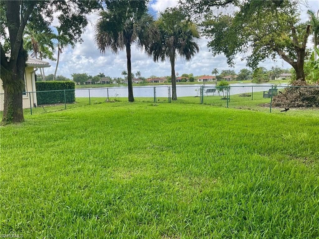 701 Meyer DR-18