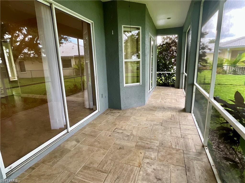 701 Meyer DR-15