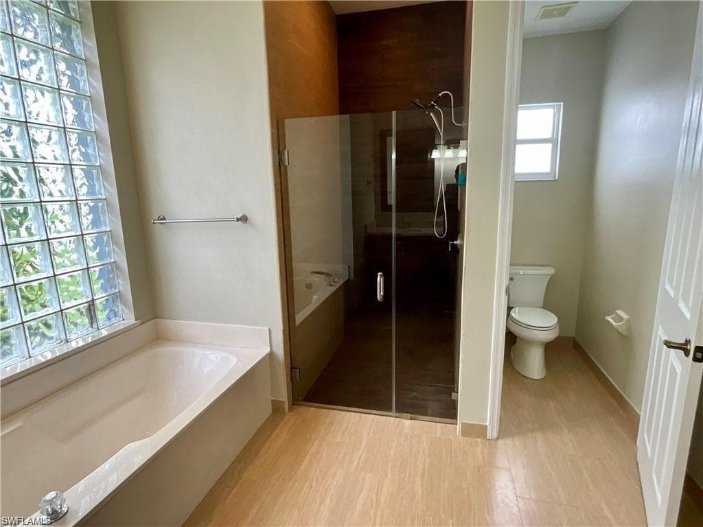 701 Meyer DR-8