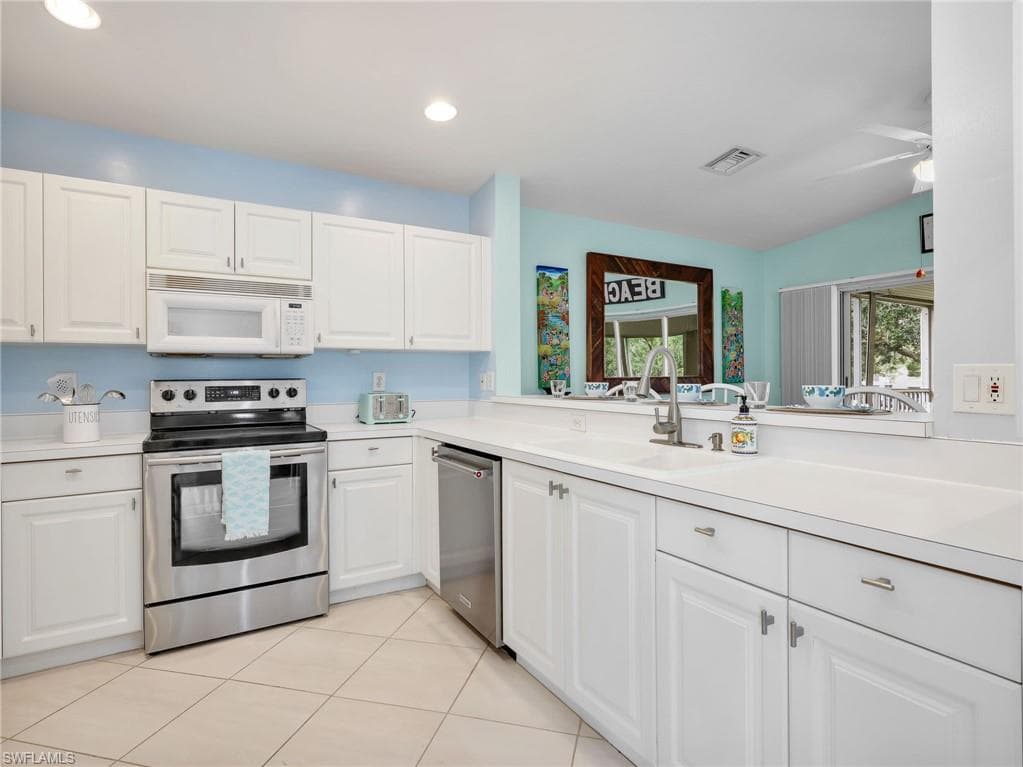 1100 Diamond CIR 1104-17