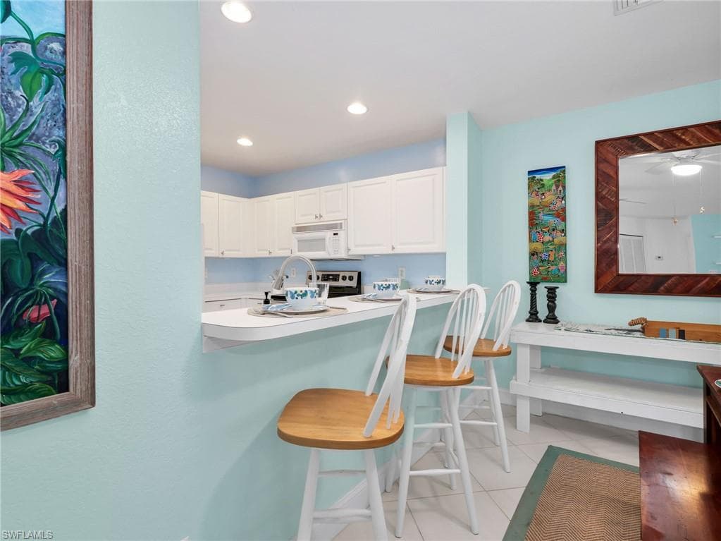 1100 Diamond CIR 1104-16