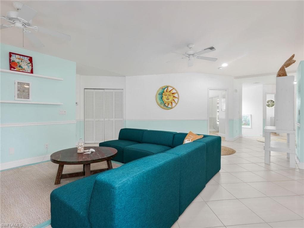 1100 Diamond CIR 1104-12