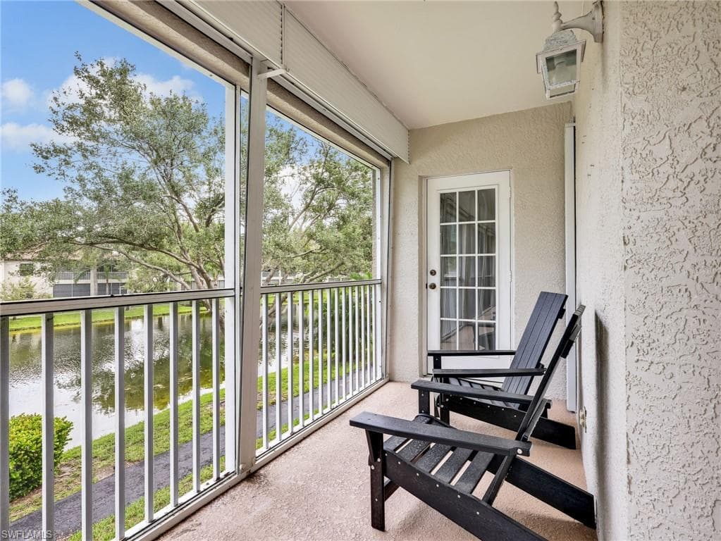 1100 Diamond CIR 1104-22