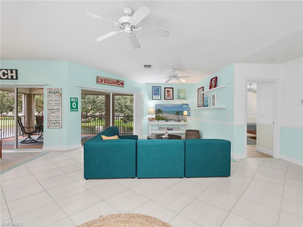 1100 Diamond CIR 1104-9