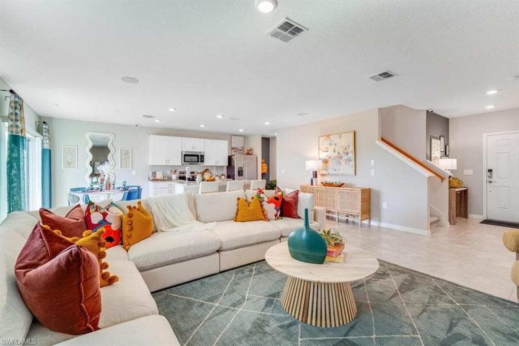 6518 Equinox LN-10