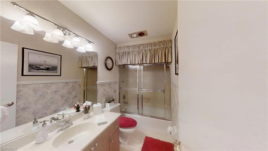 1527 Edgewater CIR-23