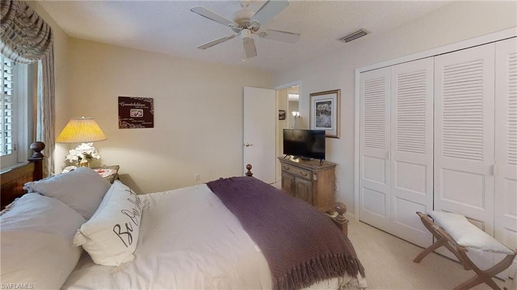 1527 Edgewater CIR-42