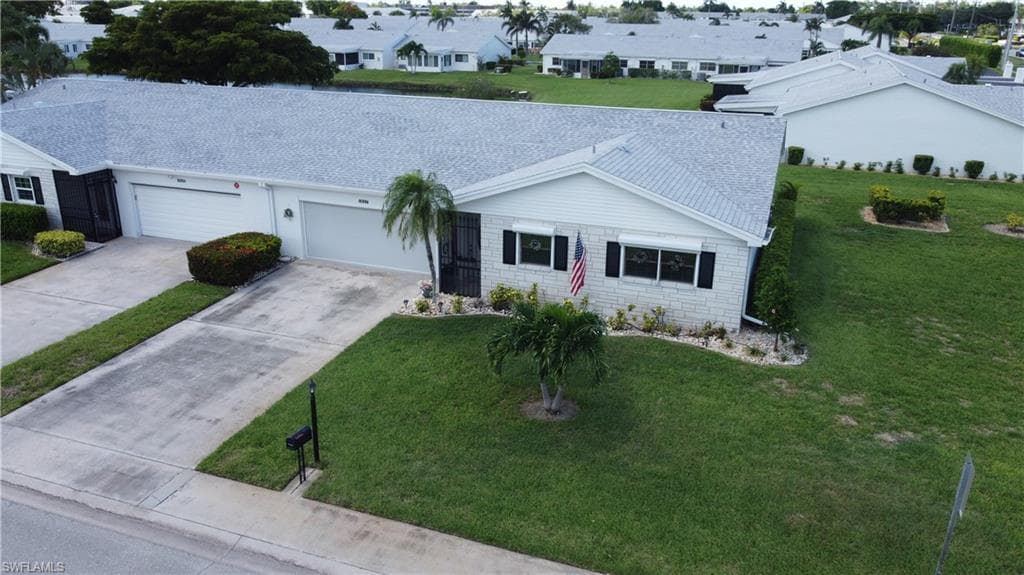 1527 Edgewater CIR-7