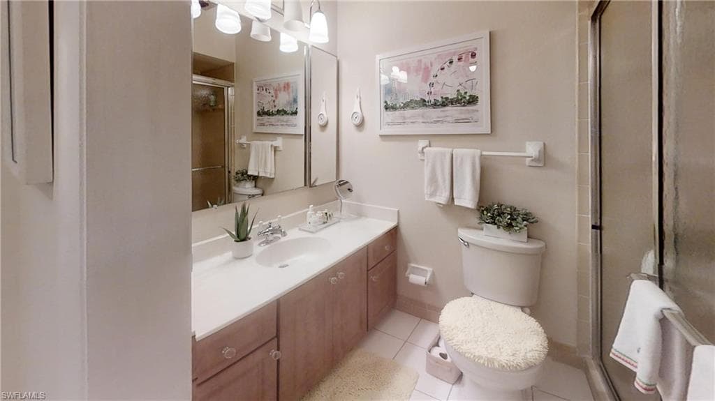 1527 Edgewater CIR-45