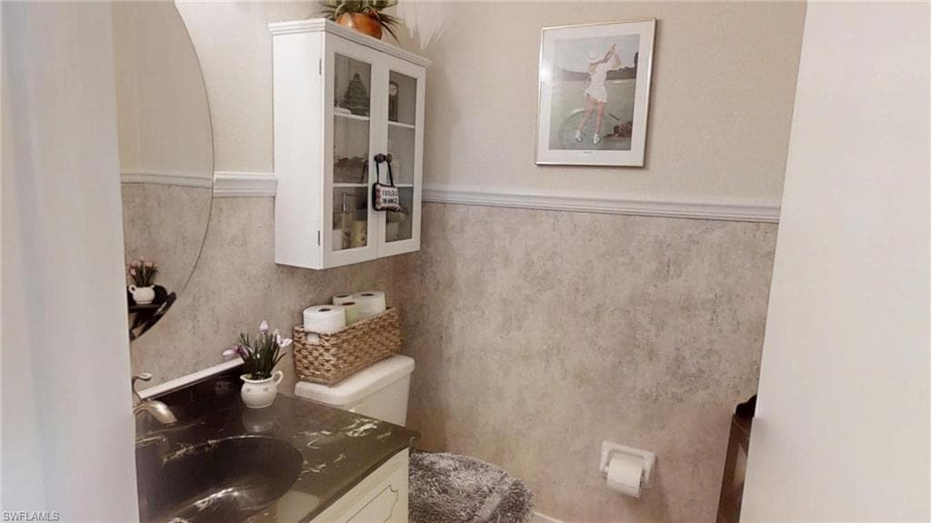 1527 Edgewater CIR-37