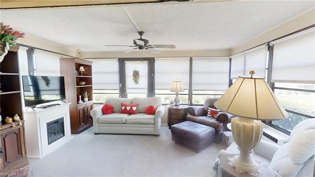 1527 Edgewater CIR-31