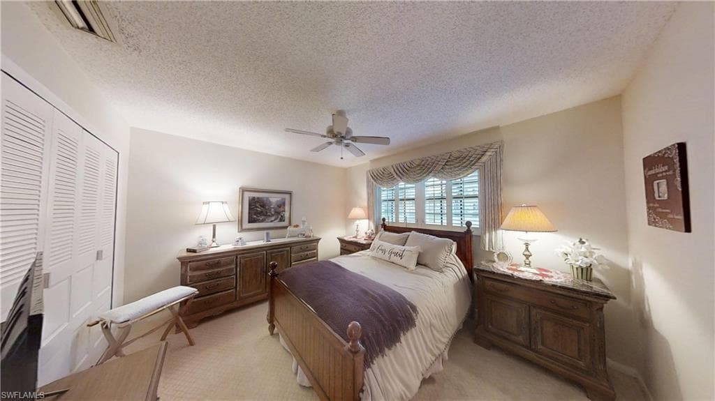 1527 Edgewater CIR-4