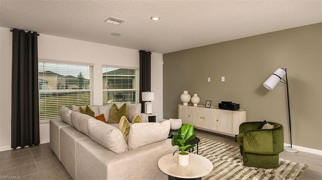 6512 Equinox LN-3