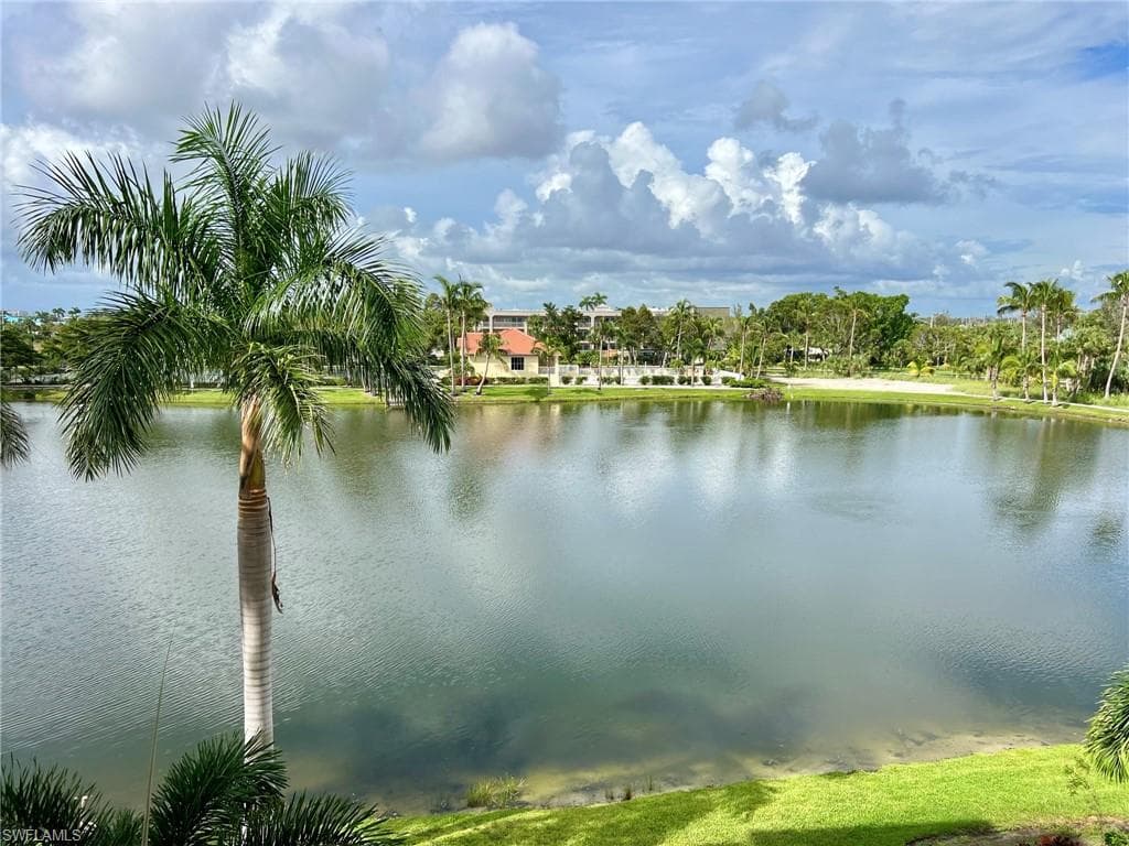 20061 Sanibel View CIR 204-35
