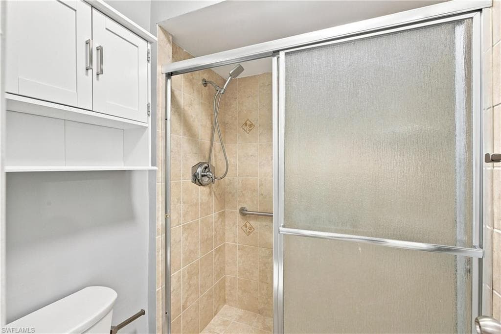 646 12th CT 17-21